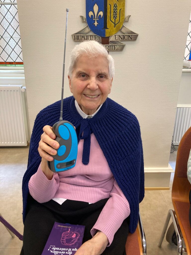 Radio Maria dans une maison de retraite de religieuses