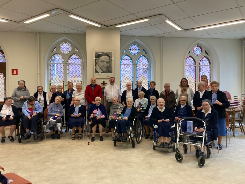 Radio Maria dans une maison de retraite de religieuses