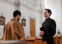 Un prêtre vous répond